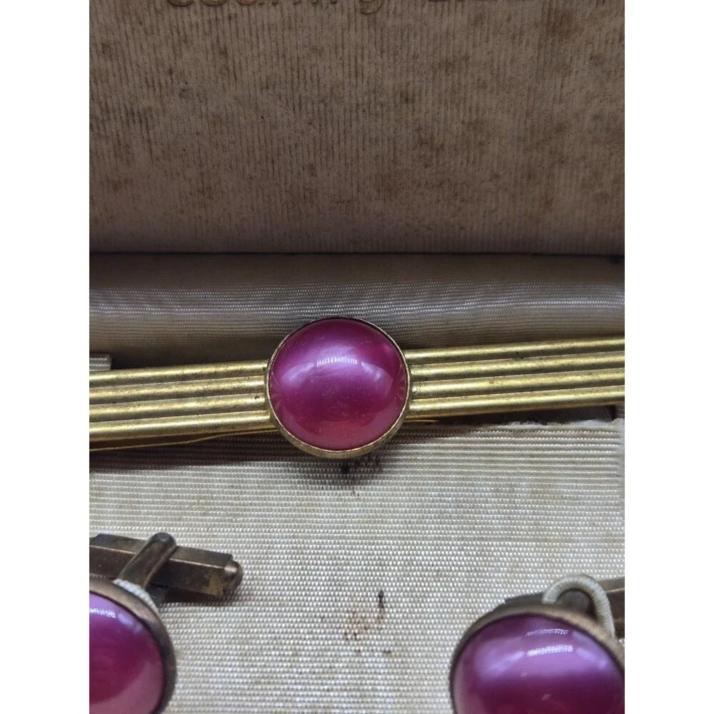 Vintage Country Club Gold Tone Pink Tie Pin & Cufflinks (GS-21)